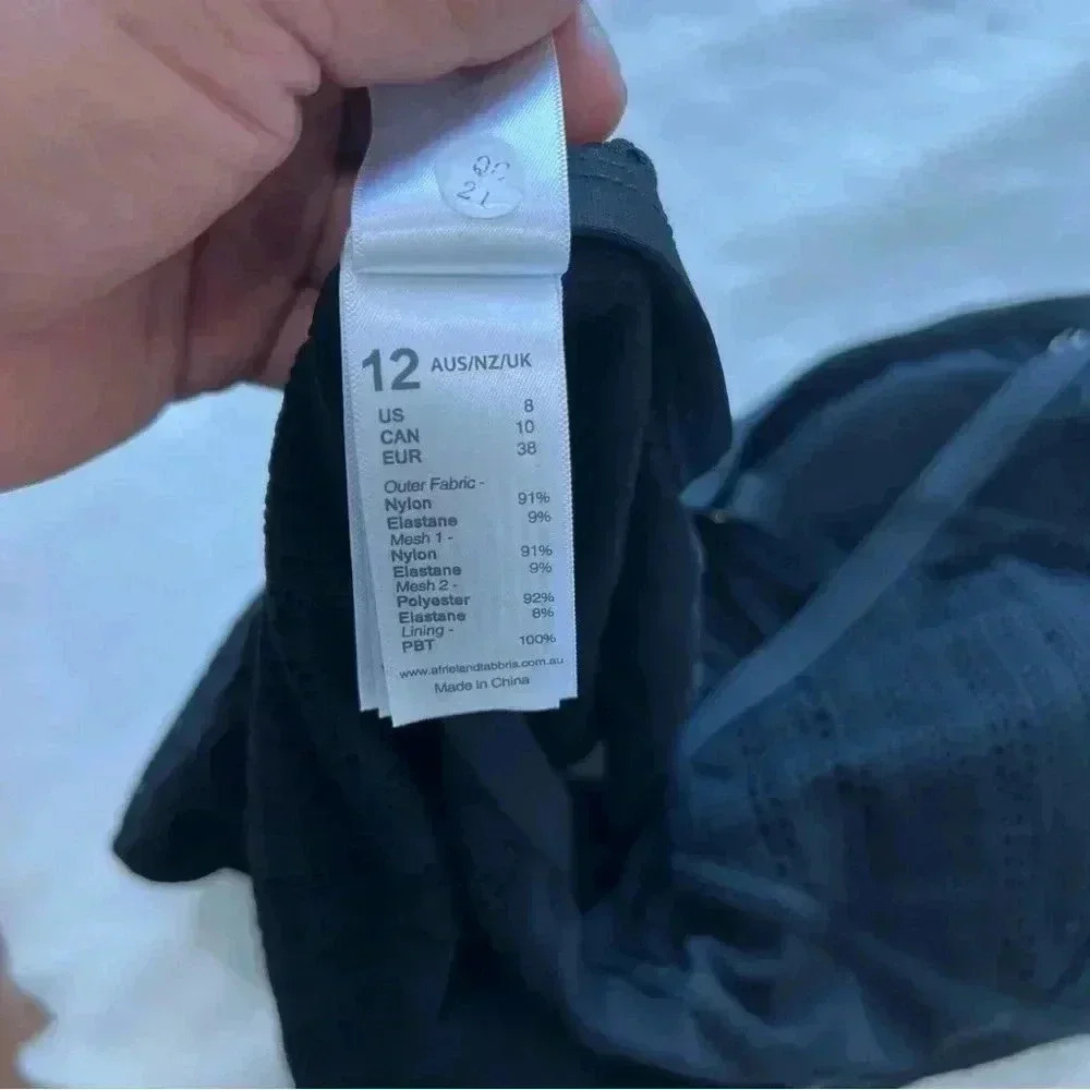 Afriel & Tabbris Women’s Black swimsuit size 12 - Picture 7 of 10